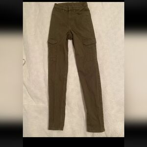 H&M Divided Green High Wasted Skinny Cargo Pants size 2